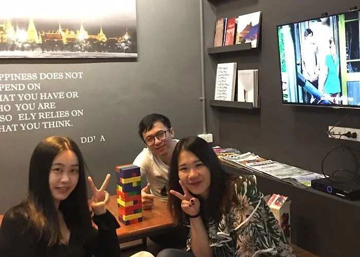 Lamurr Sukhumvit 41 Hostel Bangkok