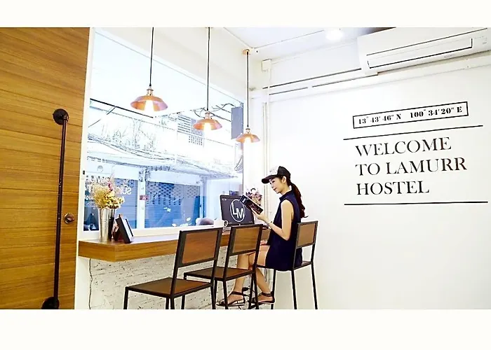 Lamurr Sukhumvit 41 Hostel Bangkok