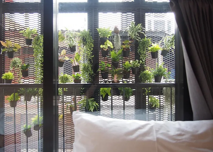 Hostel Lamurr Sukhumvit 41 *