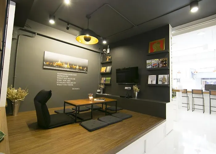 Hostel Lamurr Sukhumvit 41 *